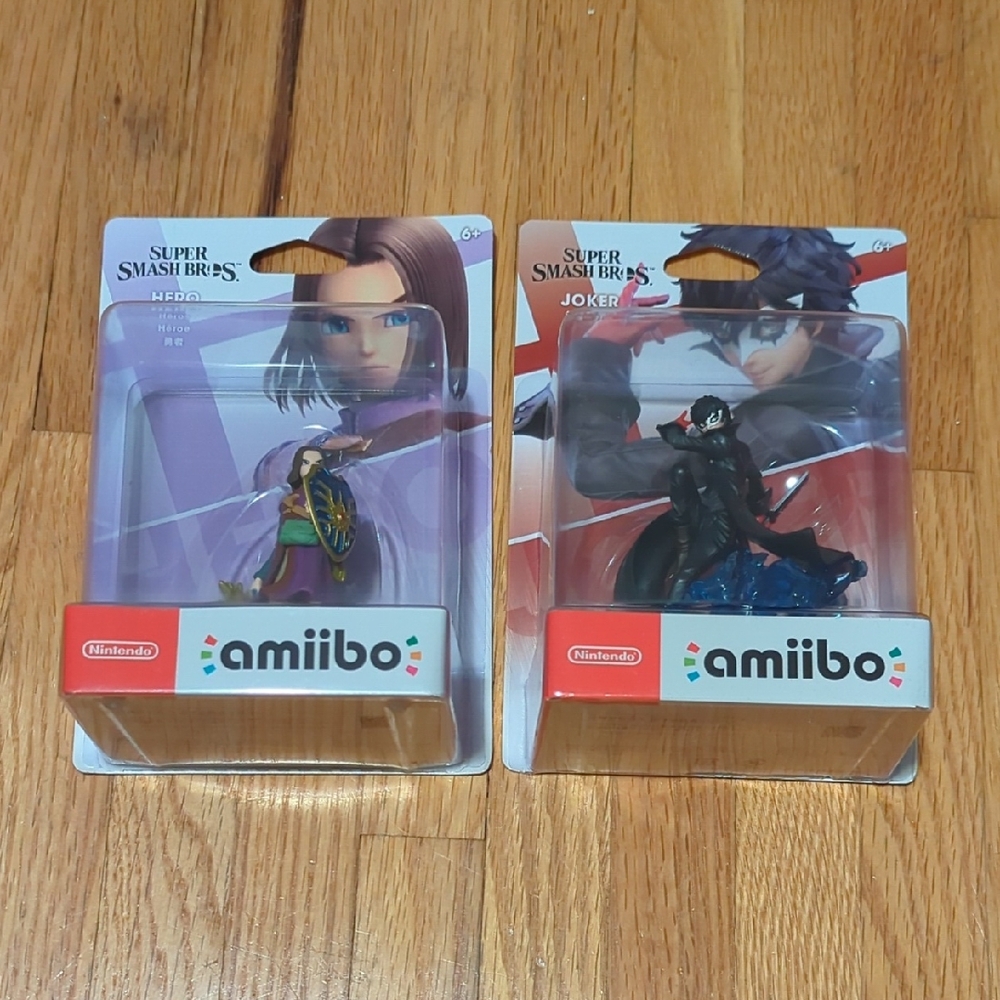 Hero and Joker amiibo For Super Smash Bros.